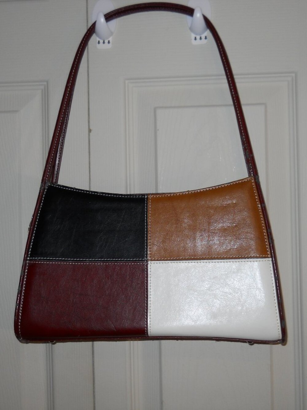 Color Block Handbag/Purse    530
